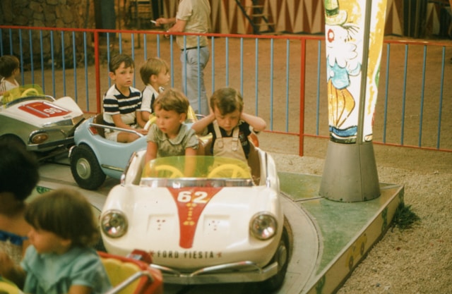 Enhancing Motor Skills with Kids Ride-On Cars: A Parent’s Guide